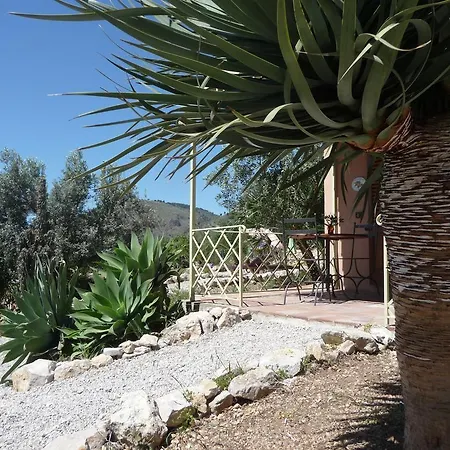 Paladino Solunto Holiday home *